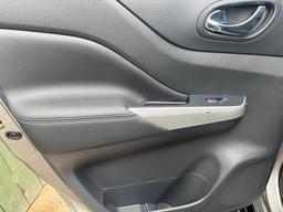Nissan Navara 2.3 dCi N-Guard Auto 4WD Euro 6 4dr at 41th
