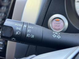 Nissan Navara 2.3 dCi Tekna Auto 4WD Euro 6 4dr at 35th