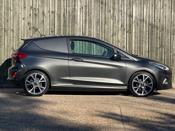 Ford Fiesta Van 1.0T EcoBoost Sport Euro 6 (s/s) 3dr