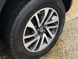 Nissan Navara 2.3 dCi Tekna 4WD Euro 6 (s/s) 4dr at 32th