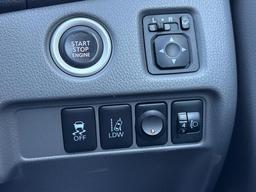 Mitsubishi L200 2.4 DI-D DC Barbarian Auto 4WD Euro 6 4dr at 12th