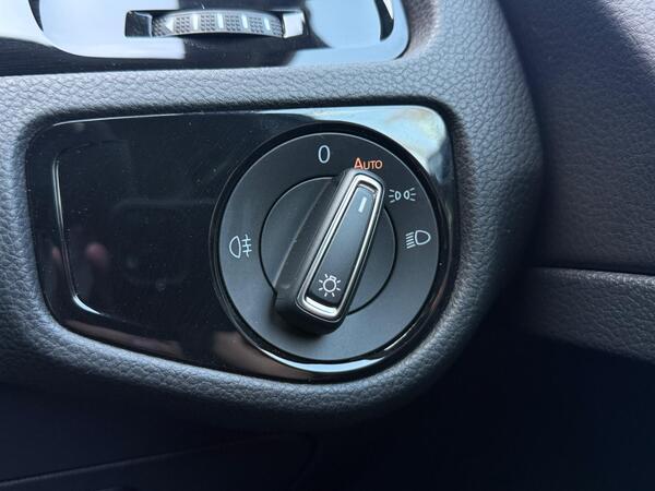 Volkswagen Golf 2.0 TSI R DSG 4Motion Euro 6 (s/s) 5dr