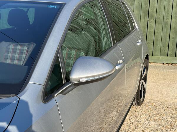Volkswagen Golf 2.0 TSI GTI Performance Euro 6 (s/s) 5dr