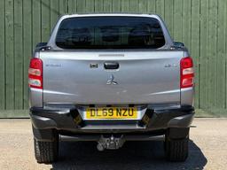 Mitsubishi L200 2.4 DI-D DC Challenger Auto 4WD Euro 6 4dr at 21th