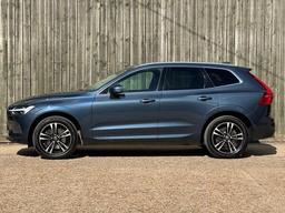 Volvo XC60 2.0 T4 Edition Auto Euro 6 (s/s) 5dr at 9th