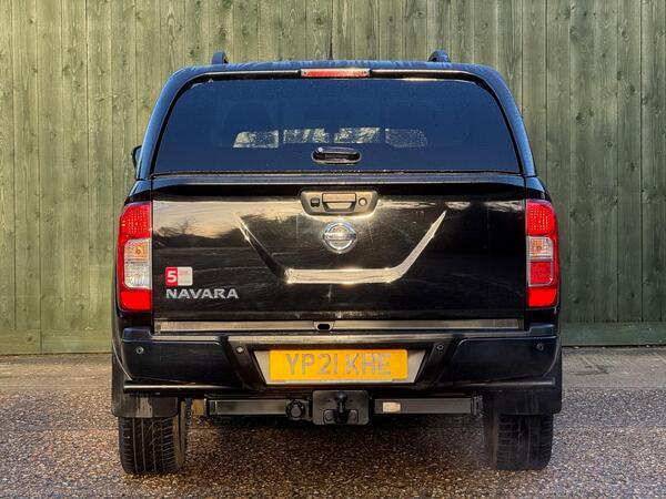Nissan Navara 2.3 dCi N-Guard Auto 4WD Euro 6 4dr