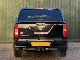 Nissan Navara 2.3 dCi N-Guard Auto 4WD Euro 6 4dr at 17th