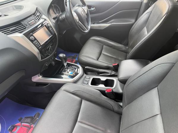 Nissan Navara 2.3 dCi Tekna Auto 4WD Euro 6 4dr