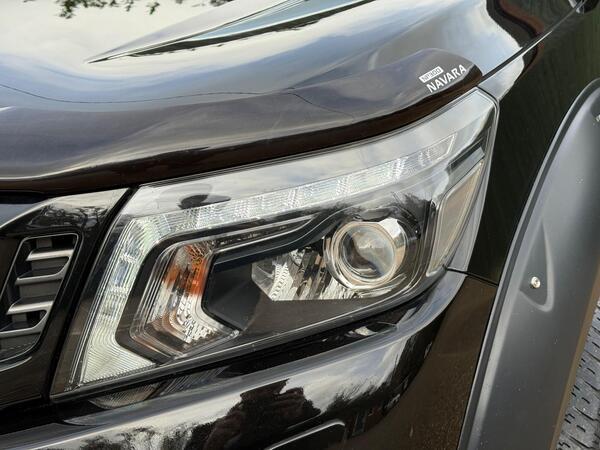 Nissan Navara 2.3 dCi N-Guard Auto 4WD Euro 6 4dr