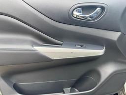 Nissan Navara 2.3 dCi N-Guard Auto 4WD Euro 6 4dr at 40th