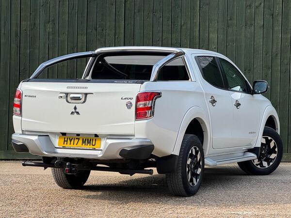 Mitsubishi L200 2.4 DI-D DC Barbarian Auto 4WD Euro 6 4dr