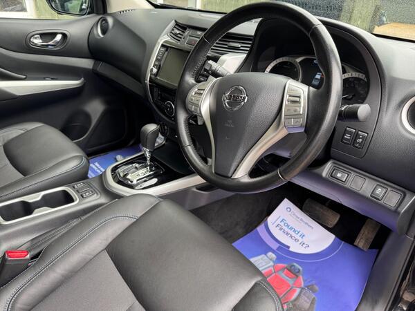 Nissan Navara 2.3 dCi N-Guard Auto 4WD Euro 6 4dr