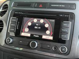 Volkswagen Tiguan 2.0 TDI BlueMotion Tech Match 4WD Euro 5 (s/s) 5dr at 5th