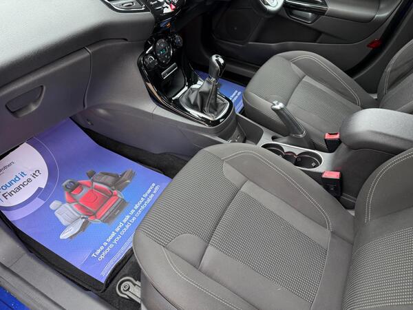 Ford Fiesta 1.0T EcoBoost Titanium Euro 6 (s/s) 5dr