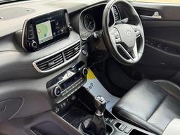 Hyundai TUCSON 1.6 T-GDi Premium Euro 6 (s/s) 5dr at 37th