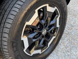 Nissan Navara 2.3 dCi Tekna 4WD Euro 6 (s/s) 4dr at 37th