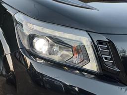 Nissan Navara 2.3 dCi N-Guard Auto 4WD Euro 6 4dr at 42th