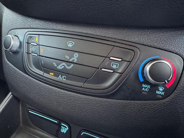 Ford Transit Courier 1.5 TDCi Sport L1 Euro 6 5dr