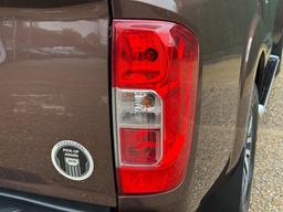 Nissan Navara 2.3 dCi Tekna 4WD Euro 6 (s/s) 4dr at 41th