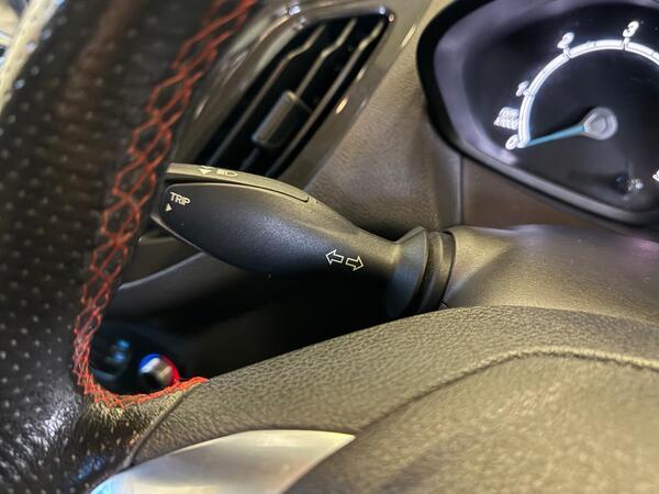 Ford Transit Courier 1.5 TDCi Sport L1 Euro 6 5dr