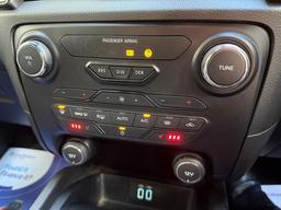 Ford Ranger 2.0 EcoBlue Stormtrak Auto 4WD Euro 6 (s/s) 4dr at 40th
