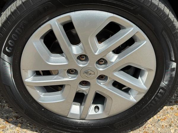 Renault Trafic 2.0 dCi ENERGY 28 Sport SWB Standard Roof Euro 6 (s/s) 5dr