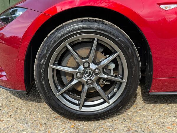 Mazda MX-5 RF 1.5 SKYACTIV-G Sport Nav Euro 6 2dr