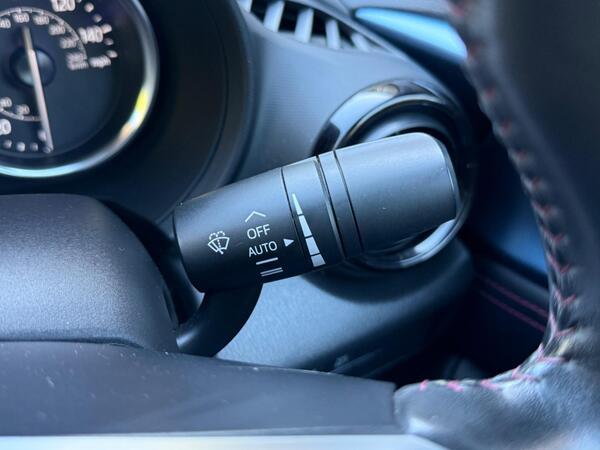 Mazda MX-5 1.5 SKYACTIV-G Arctic Euro 6 2dr