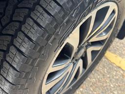 Nissan Navara 2.3 dCi Tekna 4WD Euro 6 (s/s) 4dr at 38th