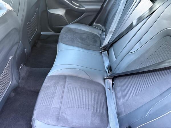 Ford Focus 2.3T EcoBoost ST Euro 6 (s/s) 5dr