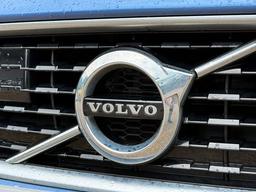 Volvo V40 2.0 D3 R-Design Edition Auto Euro 6 (s/s) 5dr at 52th