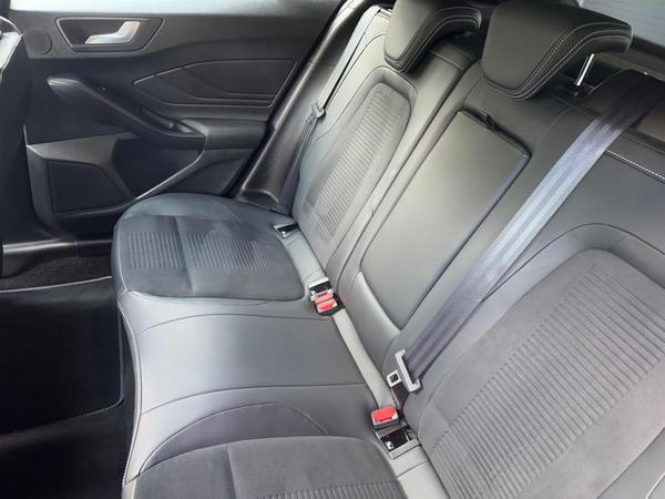 Ford Focus 2.3T EcoBoost ST Euro 6 (s/s) 5dr