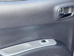 Mitsubishi L200 2.5 DI-D Barbarian 4WD Euro 5 4dr (LB) at 57th