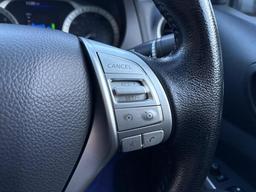 Nissan Navara 2.3 dCi N-Guard Auto 4WD Euro 6 4dr at 34th