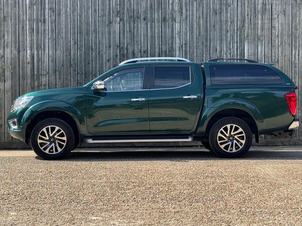Nissan Navara 2.3 dCi Tekna 4WD Euro 6 (s/s) 4dr