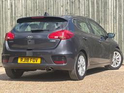 Kia Ceed 1.6 GDi 2 Euro 6 (s/s) 5dr at 3th