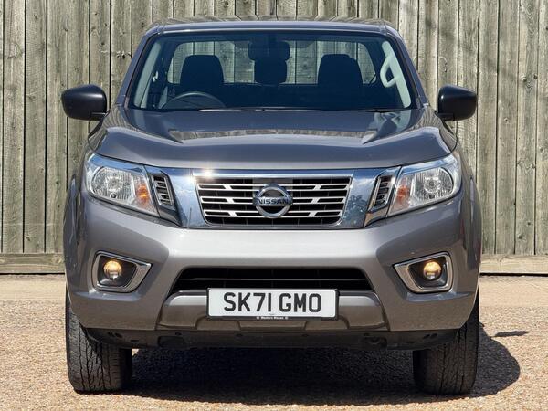 Nissan Navara 2.3 dCi Acenta 4WD Euro 6 (s/s) 4dr