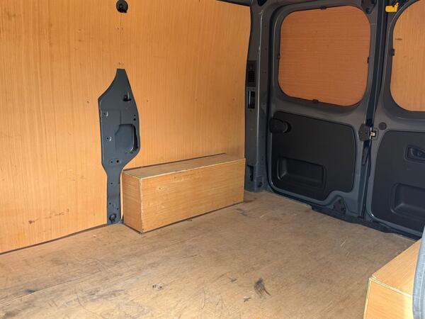 Renault Trafic 2.0 dCi Blue SL28 Business+ L1 H1 Euro 6 (s/s) 5dr