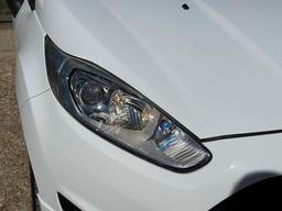 Ford Fiesta 1.0T EcoBoost Zetec S Euro 5 (s/s) 3dr at 42th
