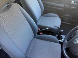 Volkswagen Fox 1.4 16V Urban Fox Euro 4 3dr at 8th