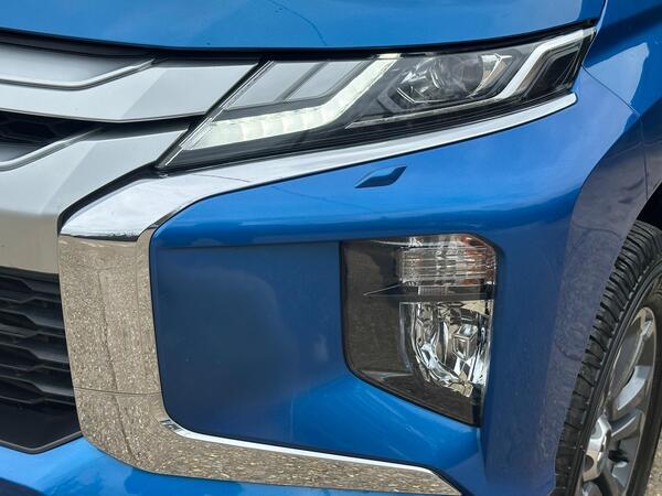 Mitsubishi L200 2.2 DI-D DC Barbarian Auto 4WD Euro 6 (s/s) 4dr