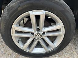 Volkswagen Amarok 2.0 BiTDI BlueMotion Tech Highline 4Motion Euro 5 (s/s) 4dr at 15th