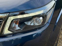 Nissan Navara 2.3 dCi Tekna Auto 4WD Euro 6 4dr at 31th