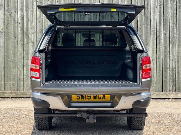 Mitsubishi L200 2.4 DI-D DC Warrior 4WD Euro 6 4dr