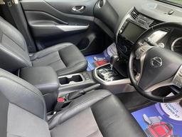 Nissan Navara 2.3 dCi N-Guard Auto 4WD Euro 6 4dr at 4th