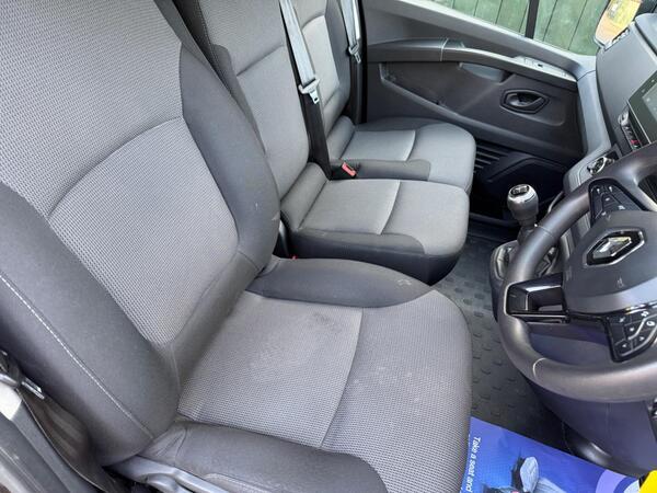 Renault Trafic 2.0 dCi Blue SL28 Business+ L1 H1 Euro 6 (s/s) 5dr