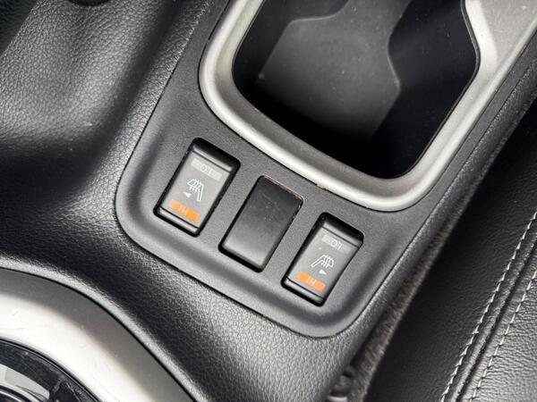 Nissan Navara 2.3 dCi Tekna Auto 4WD Euro 6 4dr