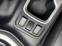 Nissan Navara 2.3 dCi Tekna Auto 4WD Euro 6 4dr at 25th