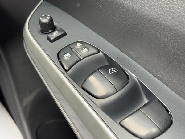 Nissan Navara 2.3 dCi Tekna Auto 4WD Euro 6 4dr