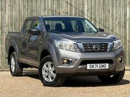 Nissan Navara 2.3 dCi Acenta 4WD Euro 6 (s/s) 4dr at 0th